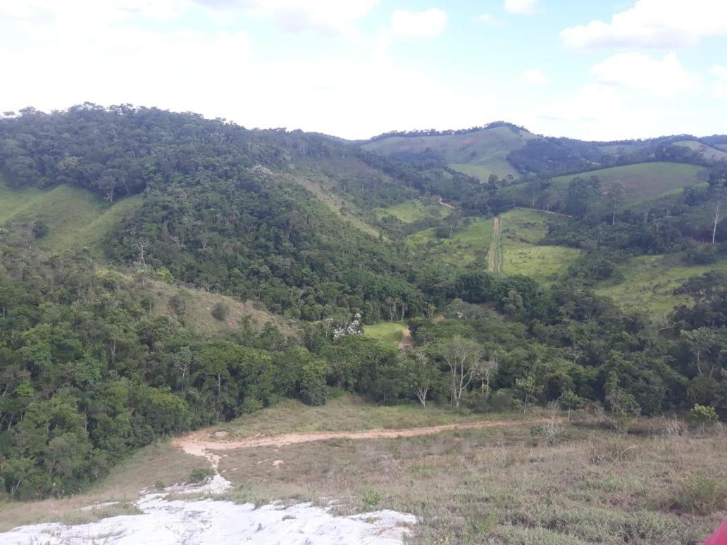 Pousada Rural E Pesqueiro Chale Da Serra Консейсан-да-Ибитипока Экстерьер фото